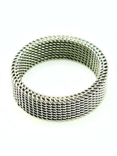 Load image into Gallery viewer, Woven Grace Band ring