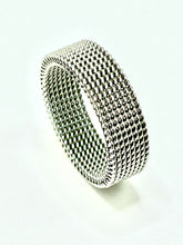 Load image into Gallery viewer, Woven Grace Band ring