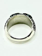Load image into Gallery viewer, Owl Emblem Vintage Ring