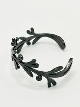 Load image into Gallery viewer, Fairy Garden Leaf Bracelet