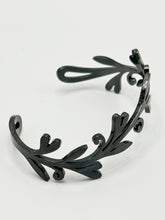 Load image into Gallery viewer, Fairy Garden Leaf Bracelet