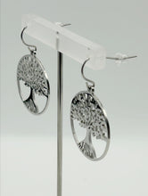 Load image into Gallery viewer, Bloomroot Dangle