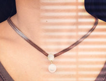 Load image into Gallery viewer, Luna bound neakace