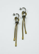 Load image into Gallery viewer, Sculpt Knot Duo Earrings