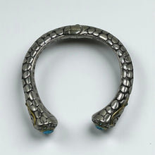 Load image into Gallery viewer, Azure Fang Bangle