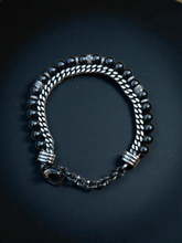 Load image into Gallery viewer, Noir helix bracelet