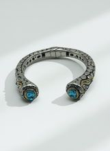 Load image into Gallery viewer, Azure Fang Bangle