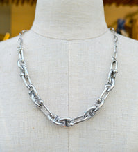 Load image into Gallery viewer, Anchor chain necklace