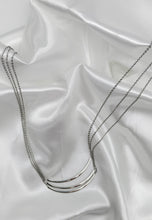 Load image into Gallery viewer, Arc of time necklace