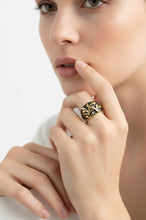 Load image into Gallery viewer, Noir Leaf Emblem Ring