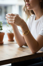 Load image into Gallery viewer, Organic Gold Cuff