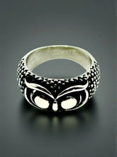 Load image into Gallery viewer, Owl Emblem Vintage Ring