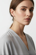 Load image into Gallery viewer, TwistLume Hoops