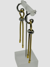 Load image into Gallery viewer, Sculpt Knot Duo Earrings