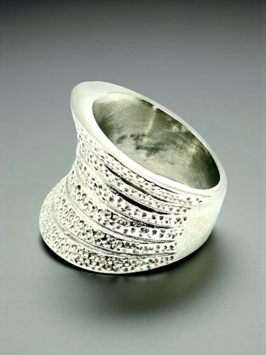 Urban Edge Wide Ring